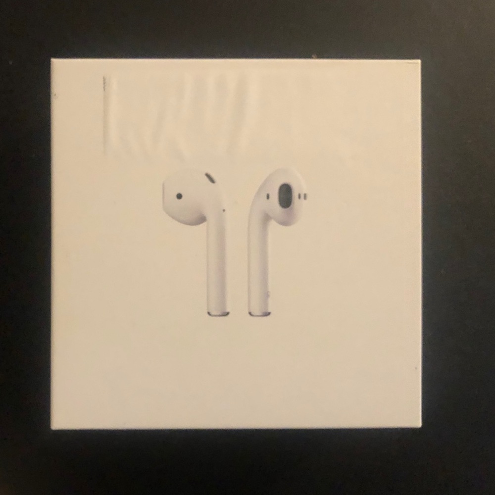 Apple AirPods with charging case